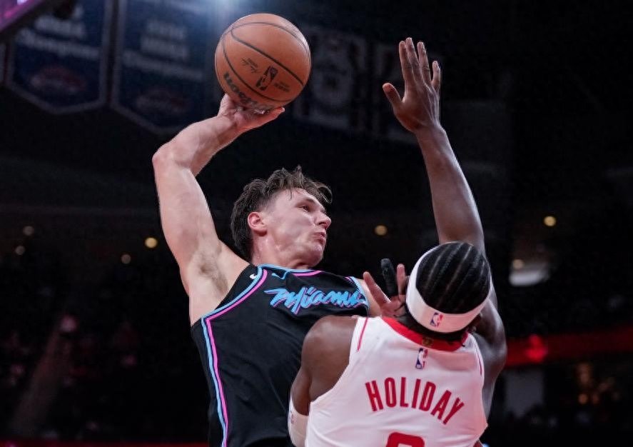 绝杀！杜兰特27+3，谢泼德23+14+4，乌度卡下课吧，你配不上火箭