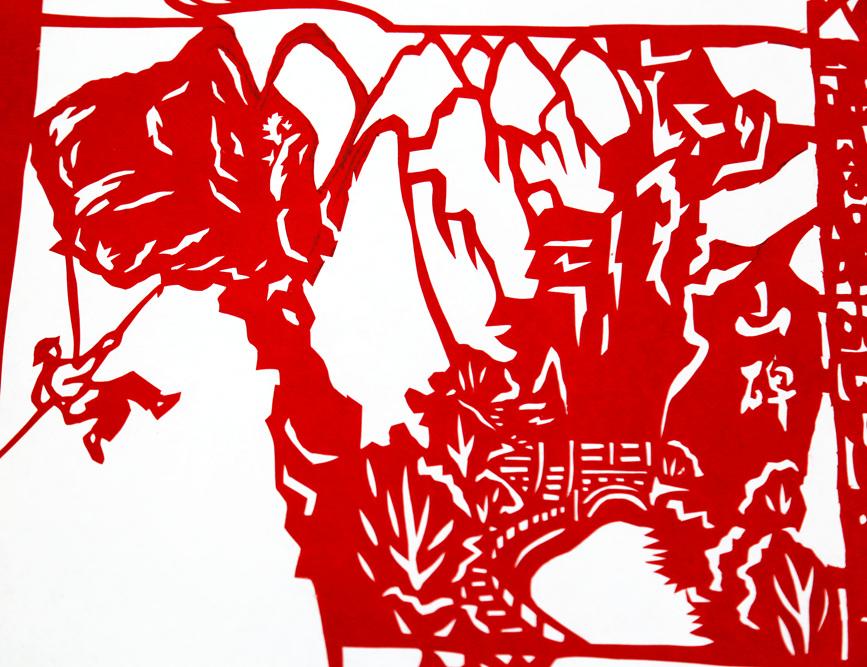 河南安阳:巧手剪纸迎国庆 同心祝福献祖国