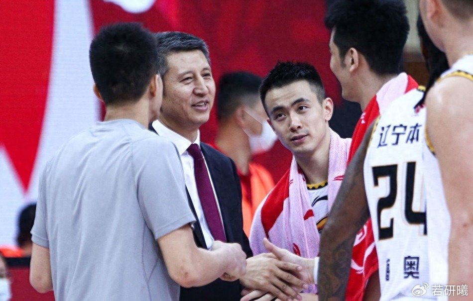郭士强听劝！庞峥麟进国家队，场均20分后卫入选，新星不输朱俊龙