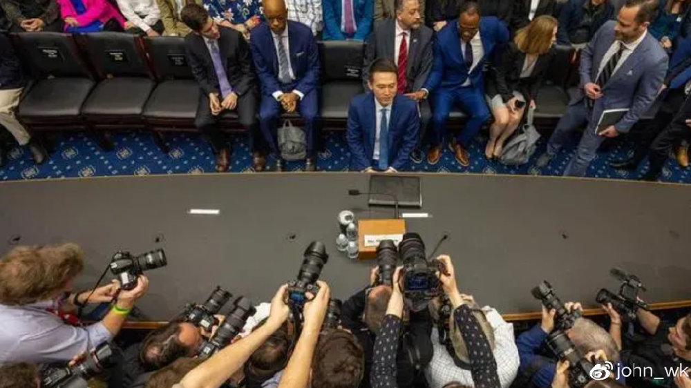 封禁TikTok暴露了美国政府的“不自信”！降维听证会封禁_新浪新闻