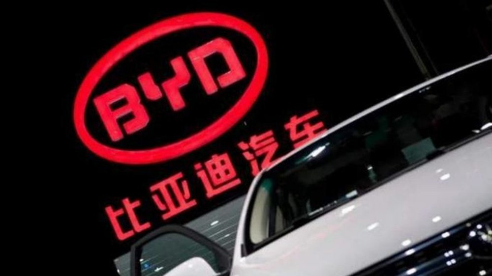 扬眉吐气！比亚迪2023年销量超300万辆