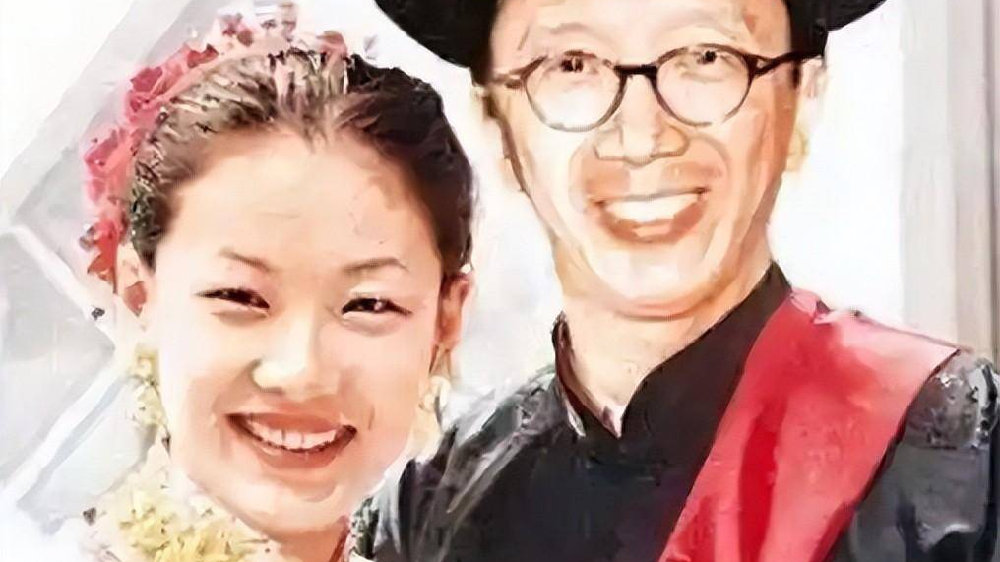 恩爱23年逃不过现实！73岁梁锦松明显衰老，47岁伏明霞依旧美丽动人