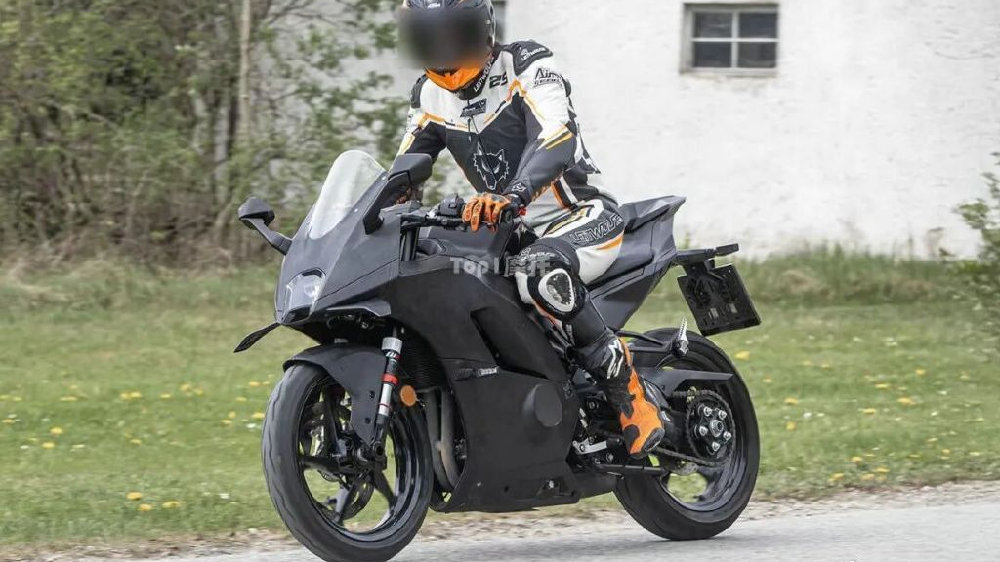 颜值相当不错，KTM RC490双缸仿赛要来了，最快米兰车展亮相
