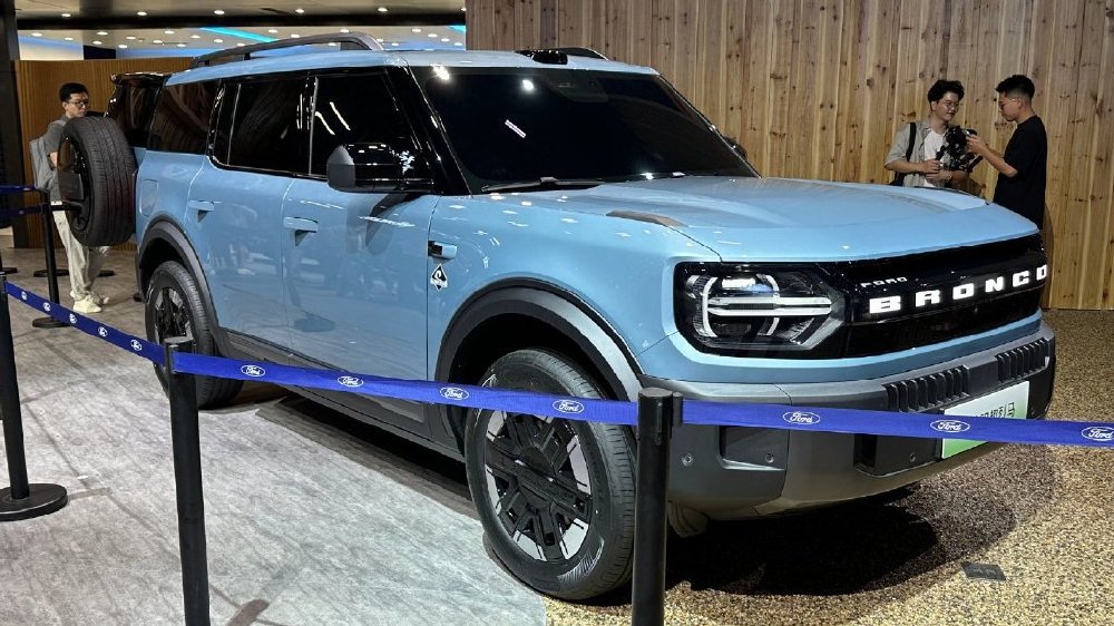 福特智趣烈马亮相，激光雷达+四驱系统，纯电/增程动力