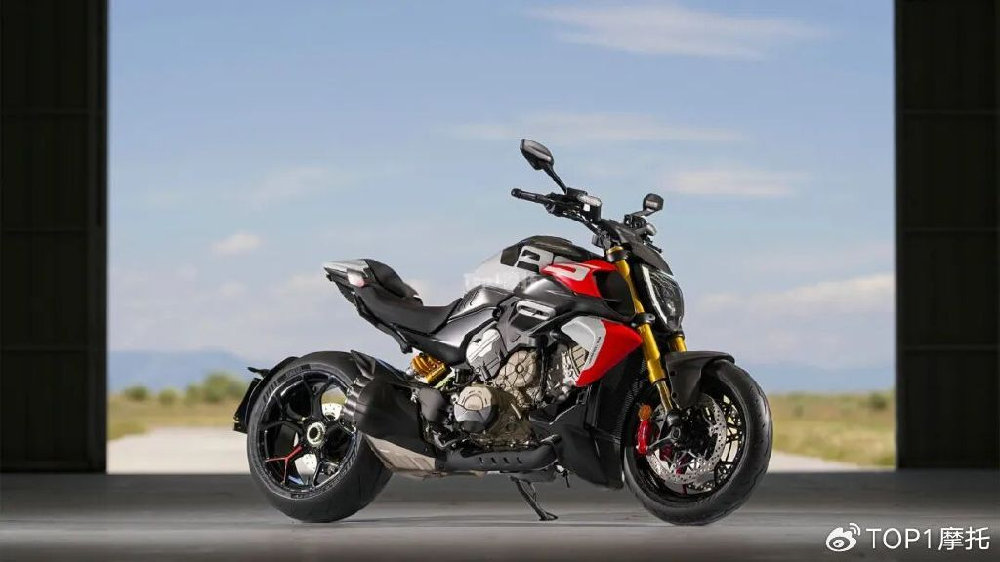 零百加速2.5秒，杜卡迪加速最快的量产车，大魔鬼Diavel V4 RS上市