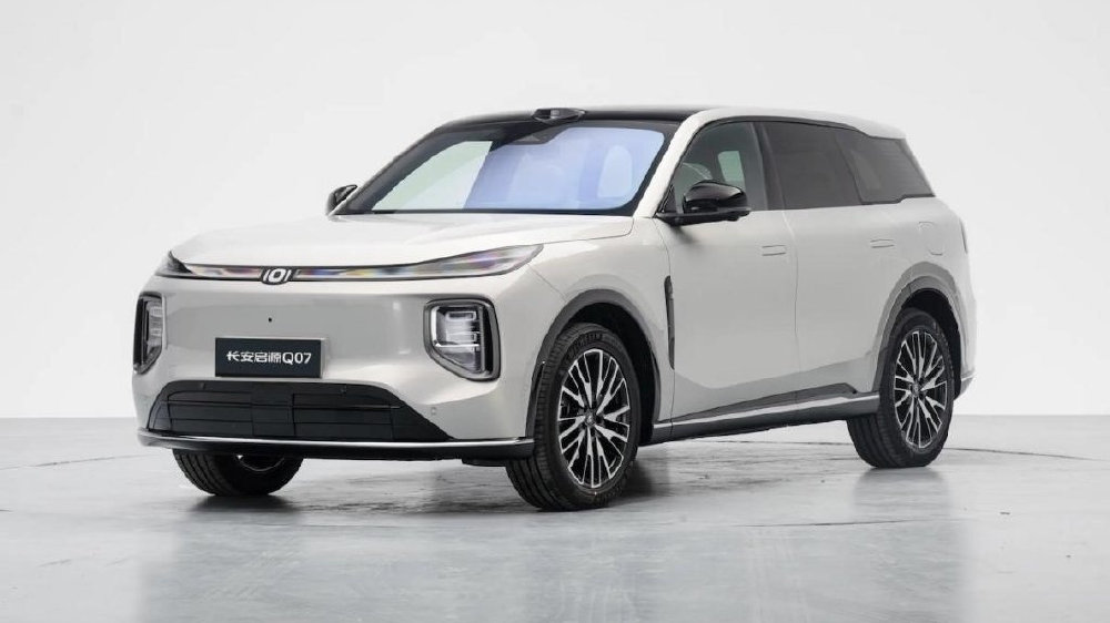 长安启源Q07天枢智能激光版上新，对比海狮06 DM-i，孰强孰弱？