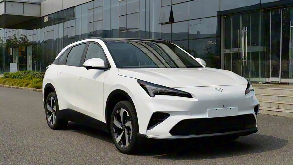 新款极狐阿尔法T5上市，新增增程版，限时10.98万起