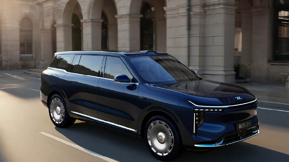 智己的旗舰SUV来了，预售33.69万起，11月12日上市