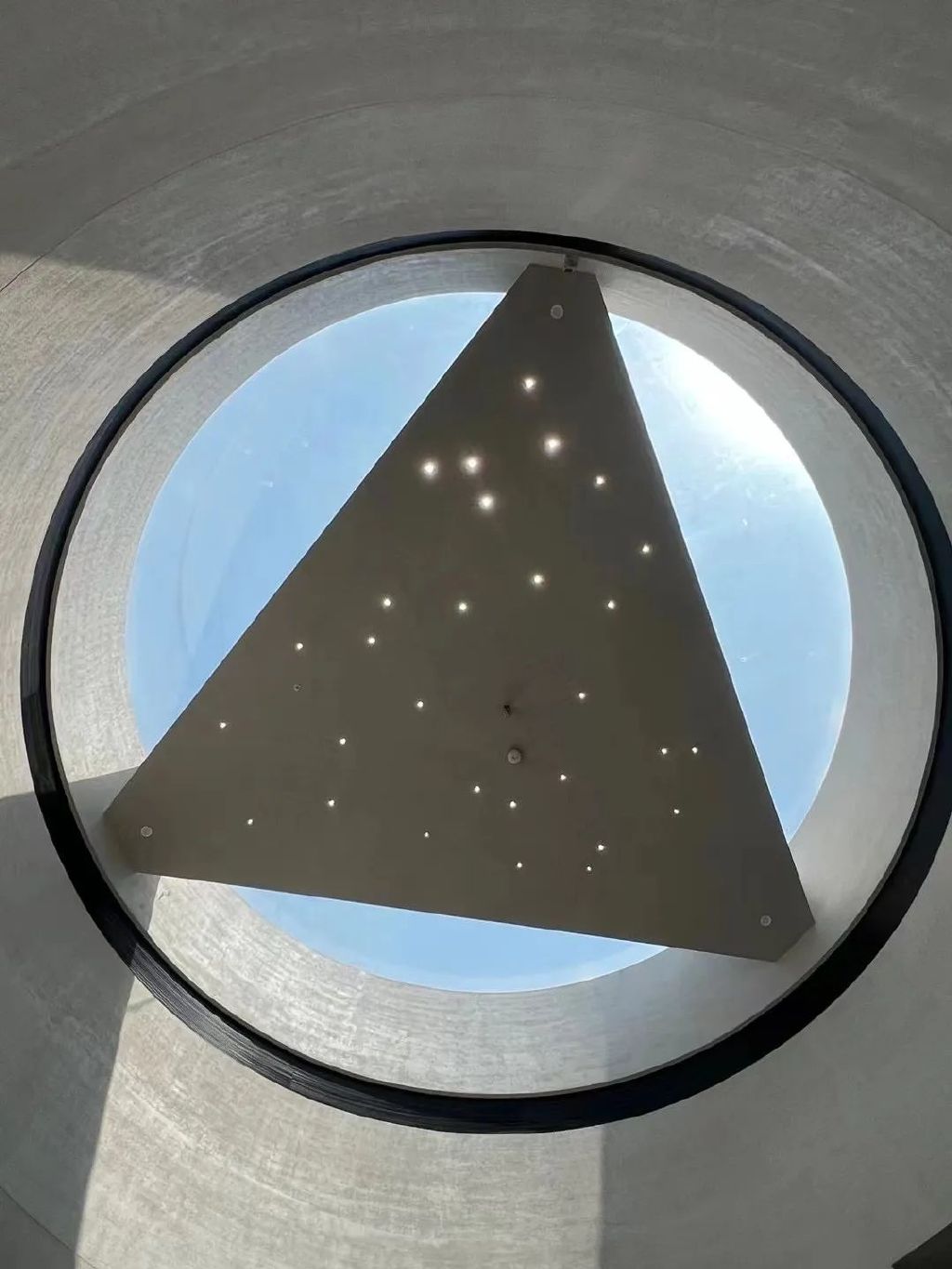 派月饼、送酸奶、还有空中阅览室……这些大学就在广州!休闲区蓝鸢梦想 - Www.slyday.coM 派月饼、送酸奶、还有空中阅览室……这些大学就在广州!休闲区蓝鸢梦想 - Www.slyday.coM