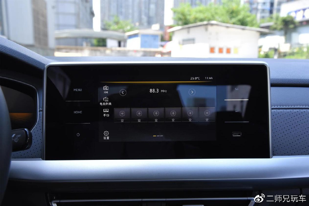 后悔了吗?同样的价格,朗逸、轩逸比这台国产车差了很多