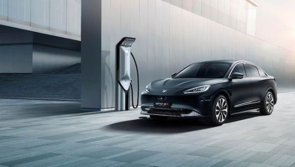 缺芯导致中国汽车市场已减产186.3万辆｜第一财经汽车日评