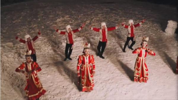 上海和圣彼得堡架起一座音乐桥,《我和我的祖国》在雪地里奏响休闲区蓝鸢梦想 - Www.slyday.coM 上海和圣彼得堡架起一座音乐桥,《我和我的祖国》在雪地里奏响休闲区蓝鸢梦想 - Www.slyday.coM