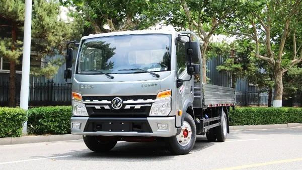 合规多拉 实拍东风多利卡超能半栏板轻卡 | 卡车之友网