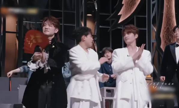 张远苏醒加盟披荆斩棘5,同台献唱经典曲目