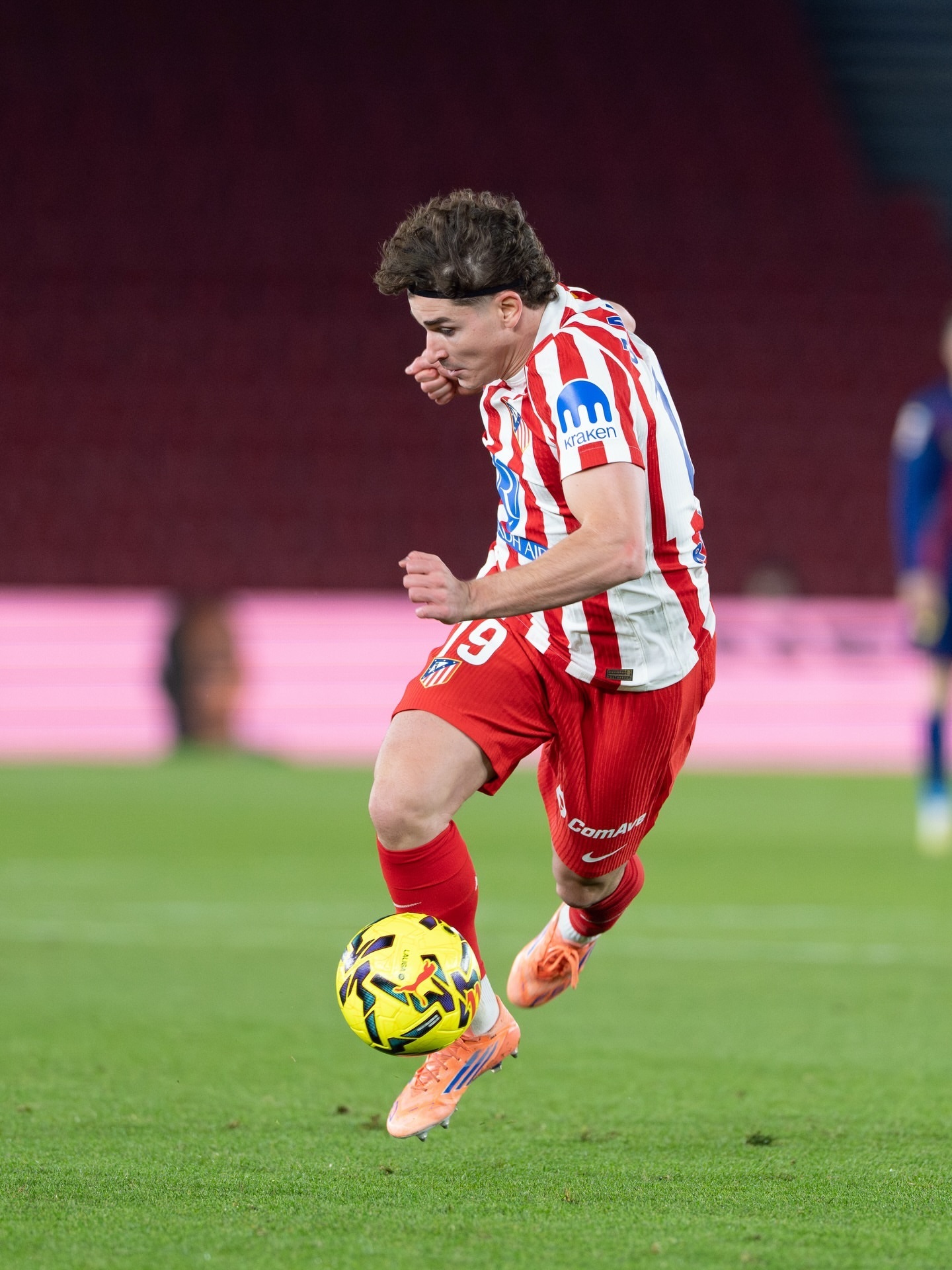 马竞负巴萨连胜终结，阿尔瓦雷斯发文激励球队