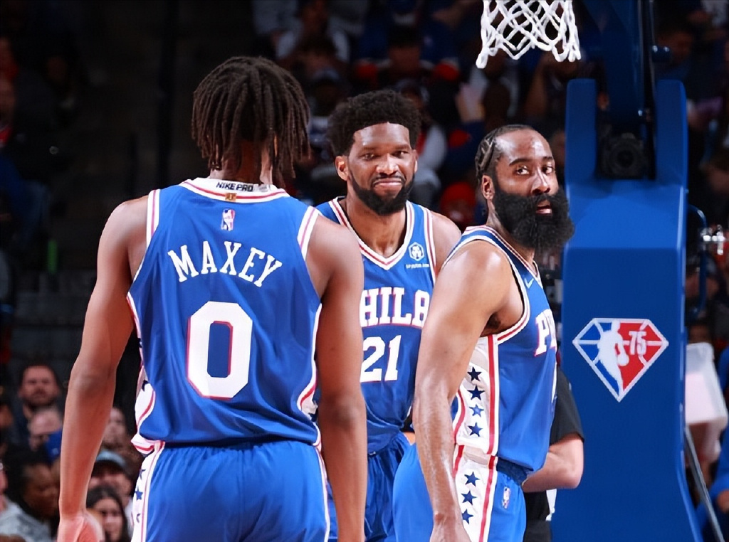 哈登NBA生涯高光时刻全记录从火箭到76人得分助攻抢断无所不能的超级巨星表现