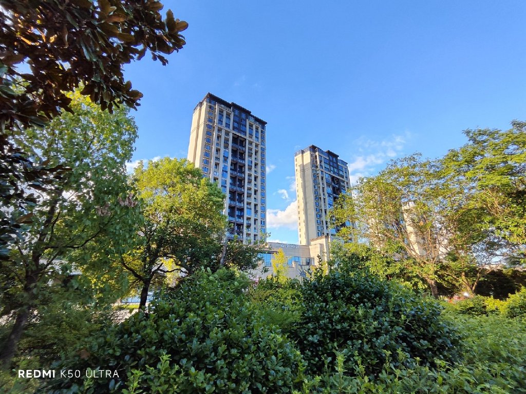 Redmi K50至尊版测评:雷总你告诉我,这不该是小米12S的直屏机吗休闲区蓝鸢梦想 - Www.slyday.coM Redmi K50至尊版测评:雷总你告诉我,这不该是小米12S的直屏机吗休闲区蓝鸢梦想 - Www.slyday.coM