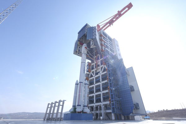 我国首型固体捆绑运载火箭长征六号改首飞圆满成功!长征火箭家族再添新成员休闲区蓝鸢梦想 - Www.slyday.coM 我国首型固体捆绑运载火箭长征六号改首飞圆满成功!长征火箭家族再添新成员休闲区蓝鸢梦想 - Www.slyday.coM