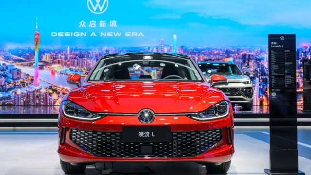 凌渡L亮相2024广州车展：颜值与实力并存，CTCC赛场上的双赢者