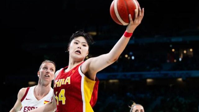 李月汝收购欧洲球队为中国球员留洋铺路？球迷：多虑了，看看韩旭李梦