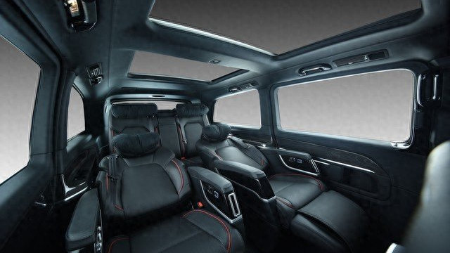 疯狂收割年轻人的奔驰7座SUV，已经跌到了21万，性价比真的高