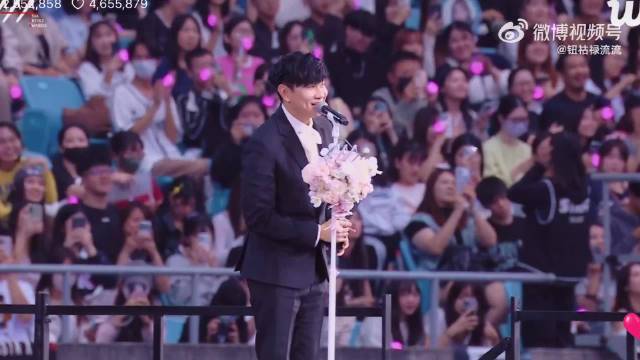 林俊杰AAA盛典献唱意外获奖