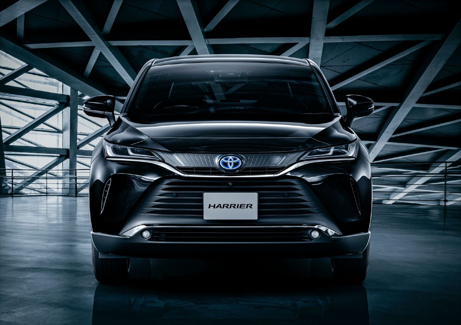 丰田新一代Harrier官图发布，定位五座中型SUV，动力提供2