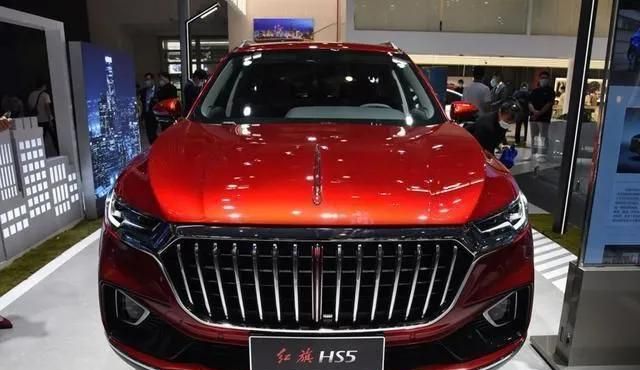 红旗新款2021款hs5,红旗hs5新款2021款 2021款红旗hs5登场,外观内饰升级,全力冲击奔驰glc