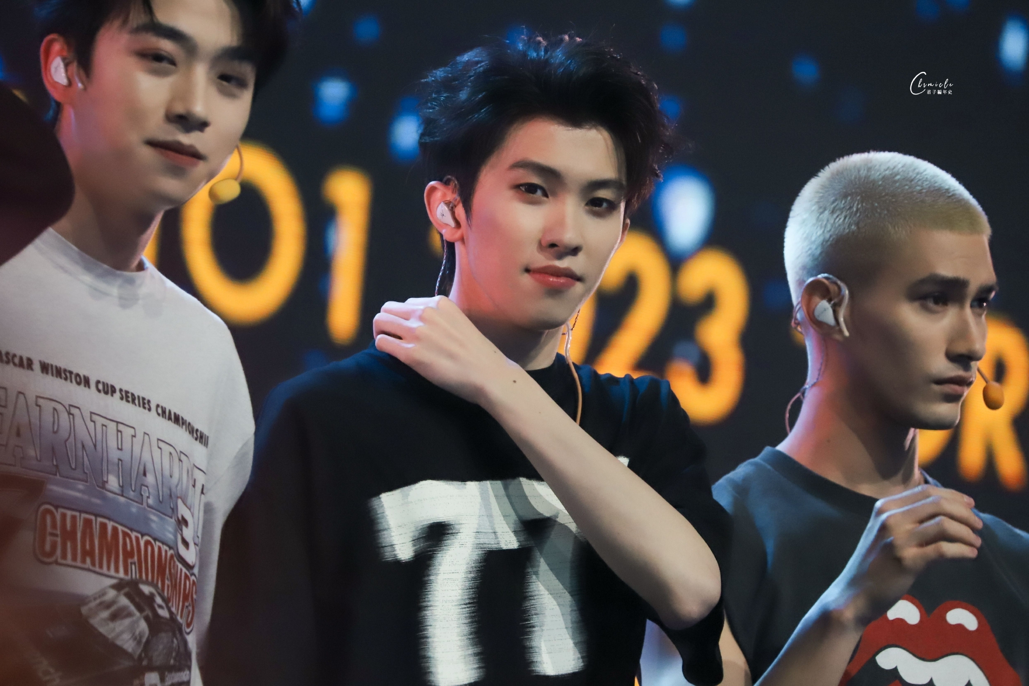 丨INTO1<a href=