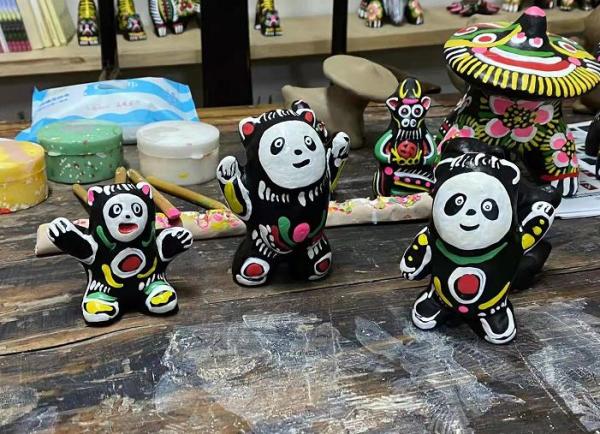 高价倒卖会被罚,那合理使用“冰墩墩”形象侵权吗?休闲区蓝鸢梦想 - Www.slyday.coM 高价倒卖会被罚,那合理使用“冰墩墩”形象侵权吗?休闲区蓝鸢梦想 - Www.slyday.coM