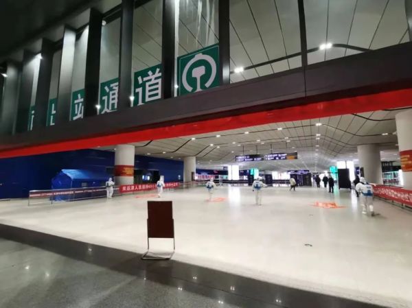 现场|天津三大火车站将进行全面消杀!休闲区蓝鸢梦想 - Www.slyday.coM 现场|天津三大火车站将进行全面消杀!休闲区蓝鸢梦想 - Www.slyday.coM