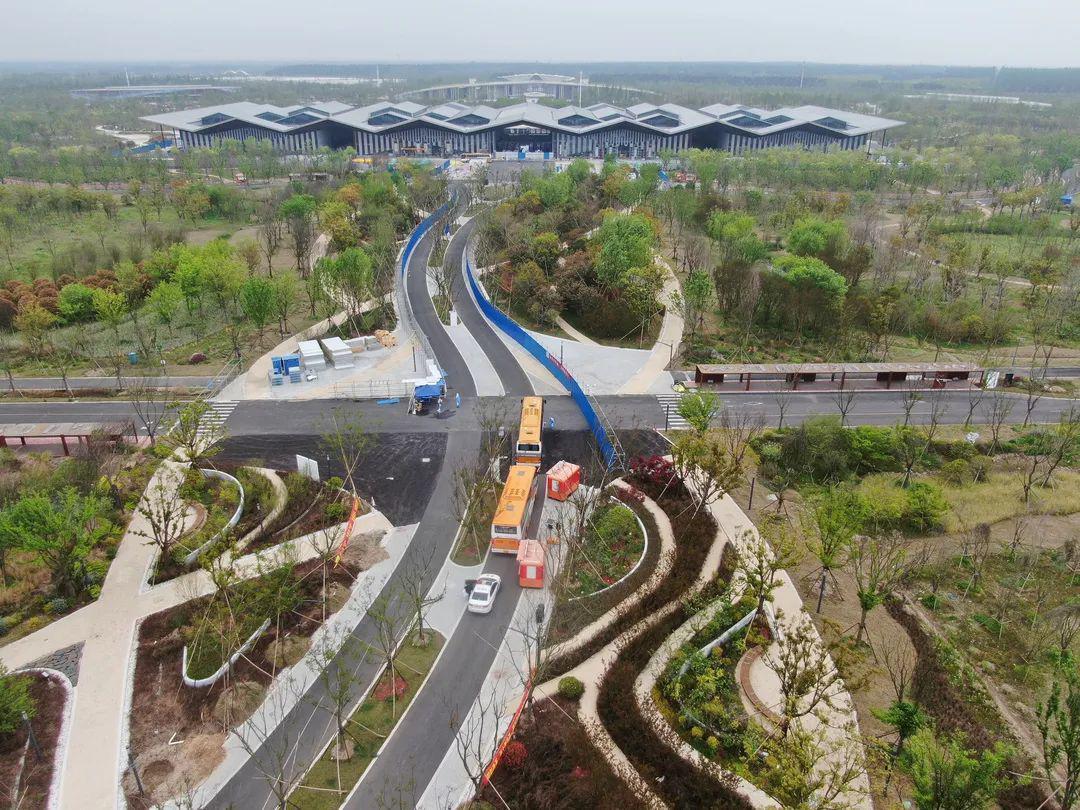 上海崇明安徽方舱医院近千名患者出院休闲区蓝鸢梦想 - Www.slyday.coM 上海崇明安徽方舱医院近千名患者出院休闲区蓝鸢梦想 - Www.slyday.coM