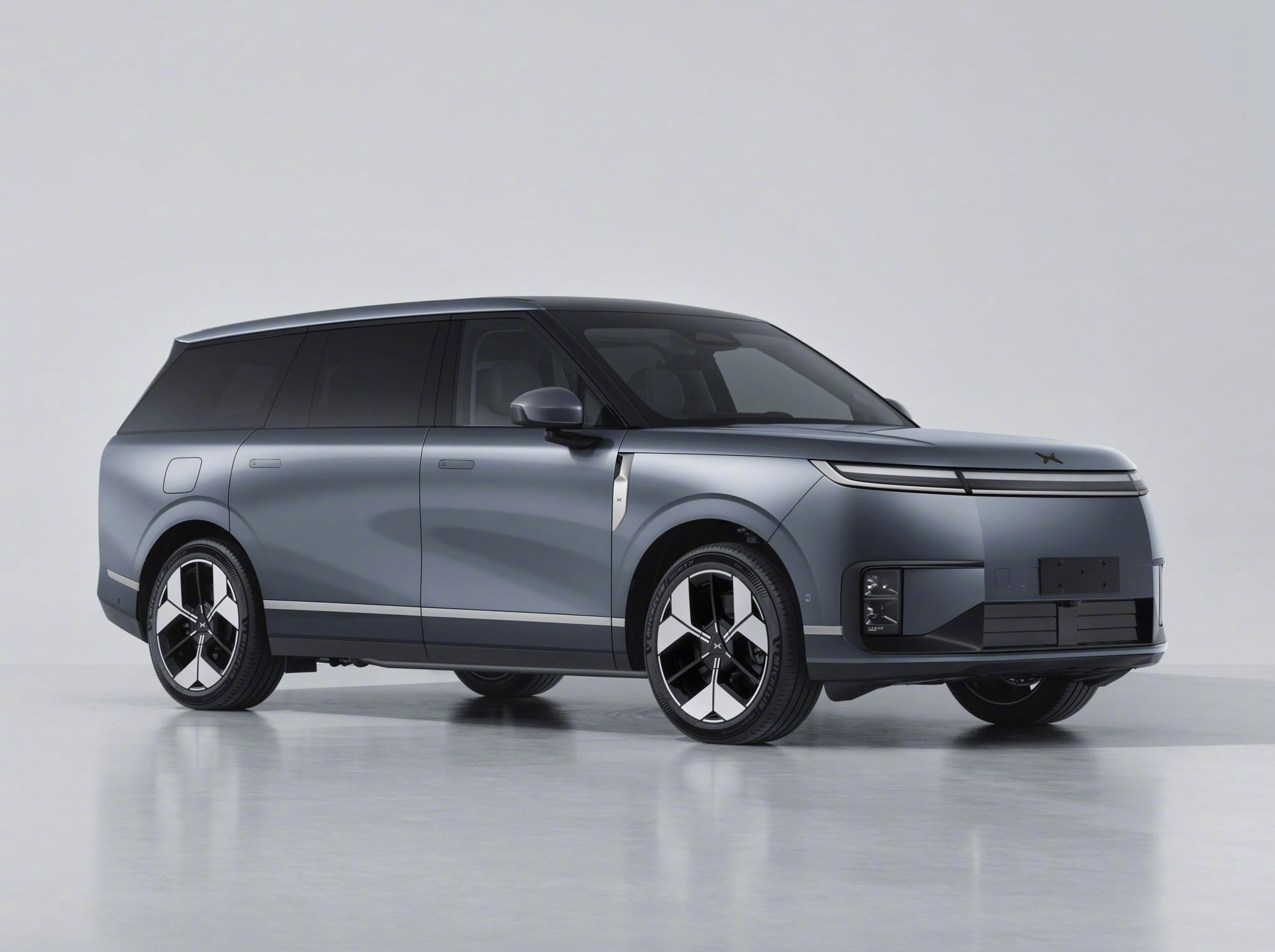 小鹏GX，体量感不错，“大湾区揽胜”