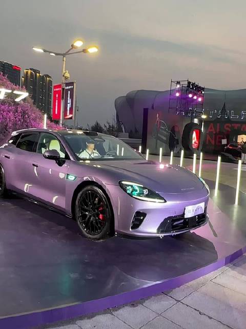 启境GT7正式上市，首搭华为乾崑ADS5系统