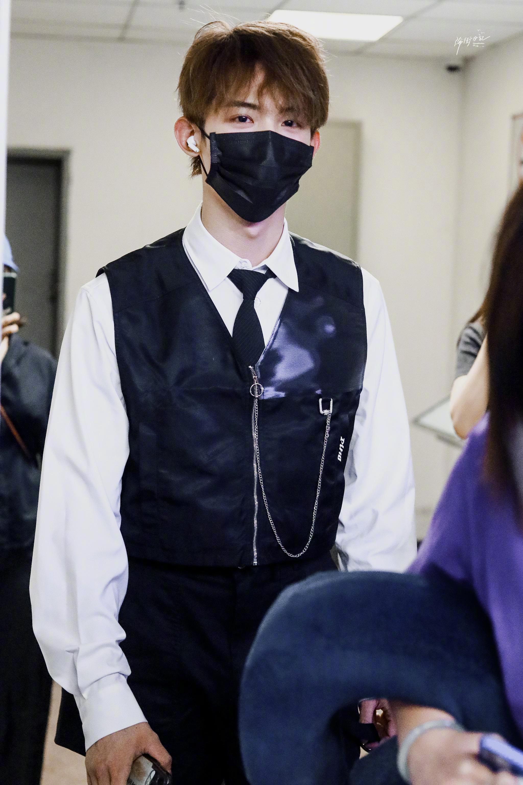 人口失踪案_案件回顾:焚烧过两次的尸体,井中腐烂的尸体,引出背后雇凶杀人(2)