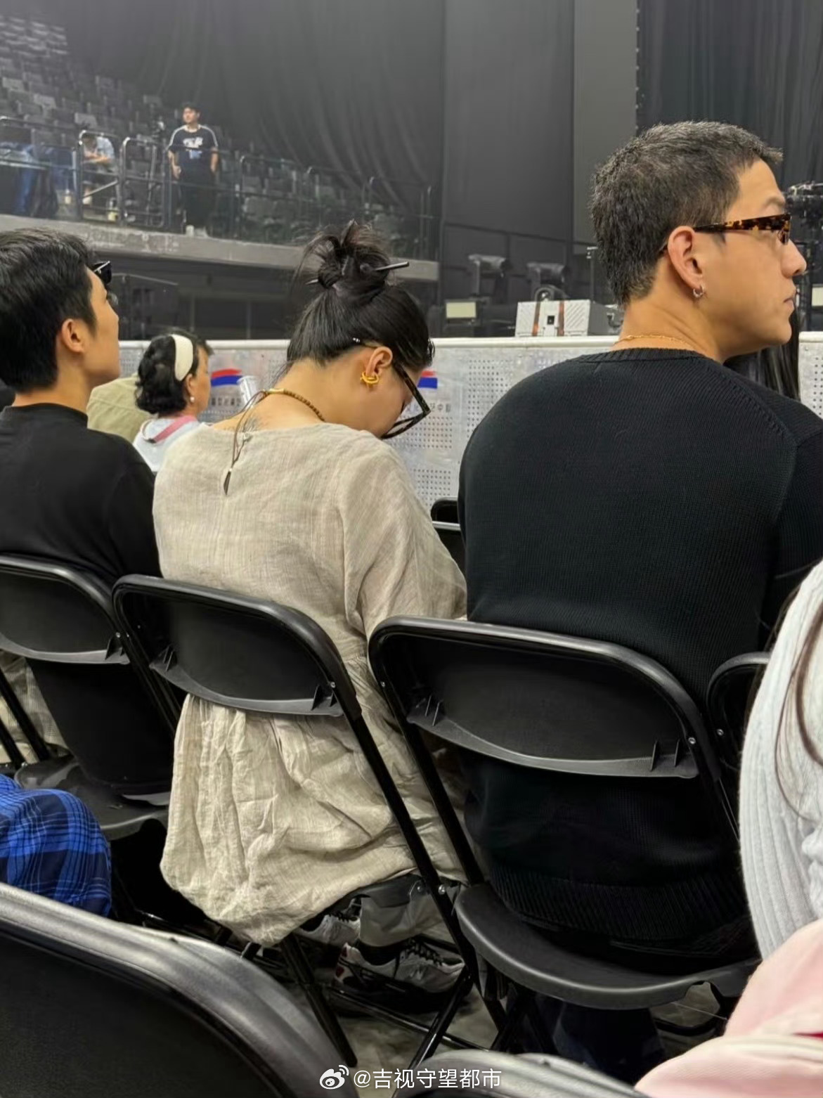 万妮达演唱会上李嘉格与新男友8月已同框