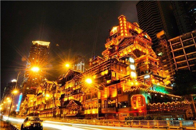 重庆洪崖洞，中国版的千与千寻