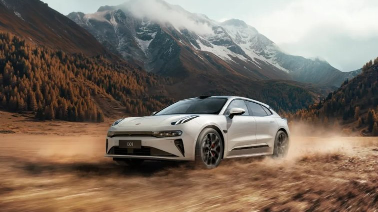 猎装车“销冠”再升级！焕新极氪001加配不加价继续领先