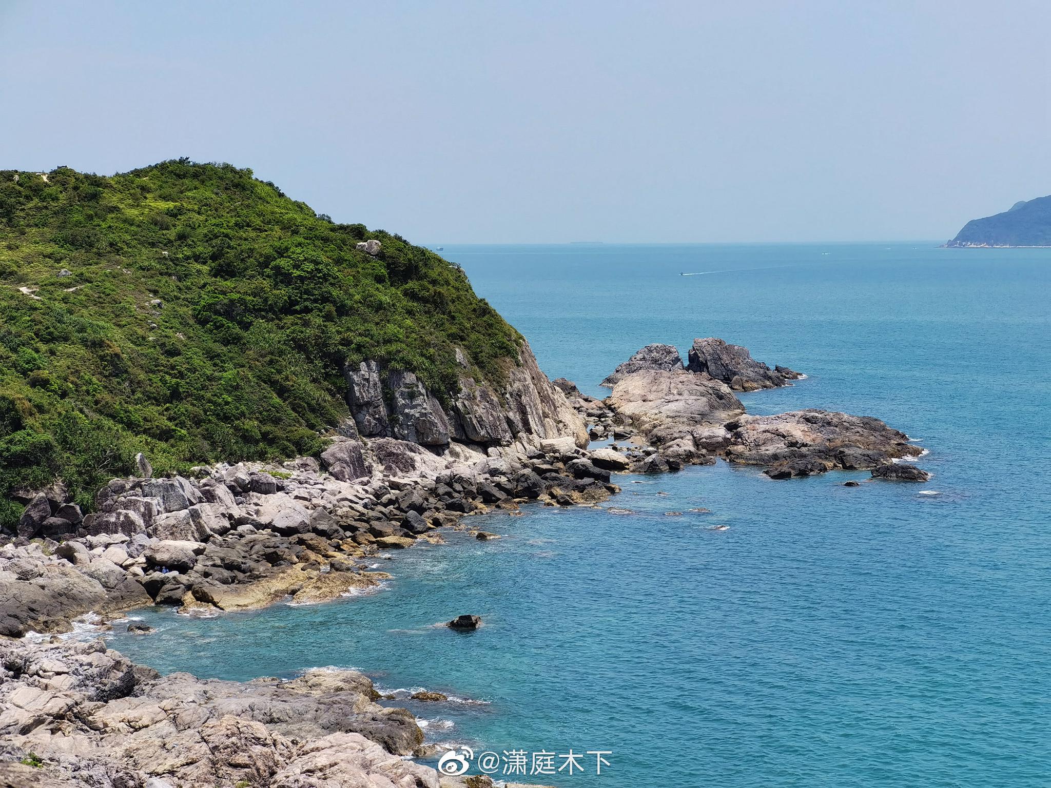 深圳大鹏半岛海边,穿越东西涌风光.由 荣耀v30 pro 5g