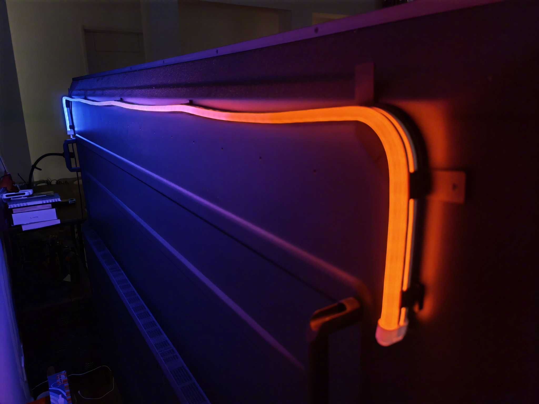 灯带效果器 e0e9-4ee618ae95e88c67c0b960f2474dd7b7.jpg