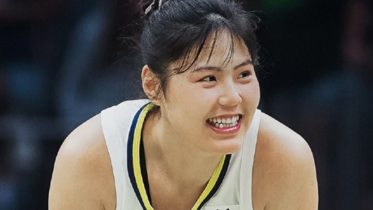 李月汝第9场被弃用！飞翼险胜狂热 米切尔连21场20+创WNBA历史第一