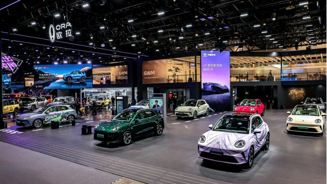 别的车都在死磕纯电，欧拉掏出了三套动力，还顺手拿了个吉尼斯