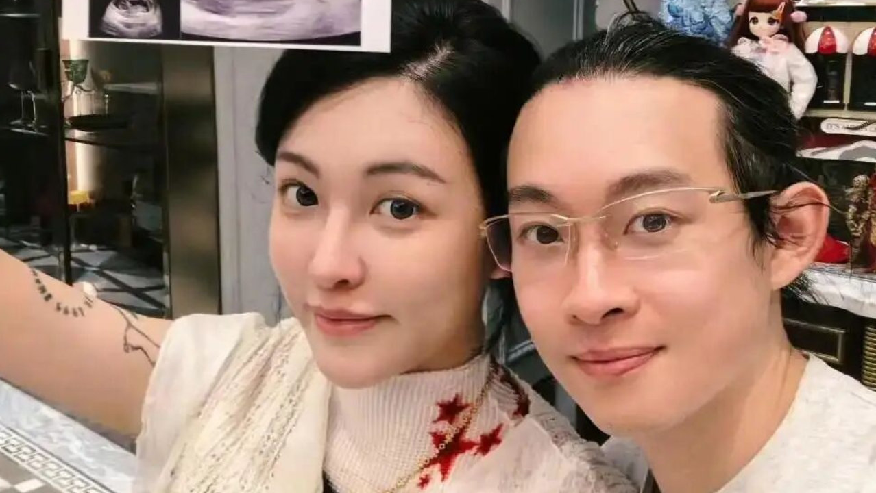 网红张凯毅官宣离婚！孩子仅8个月，前夫曾用四斤黄金打造凤冠求婚