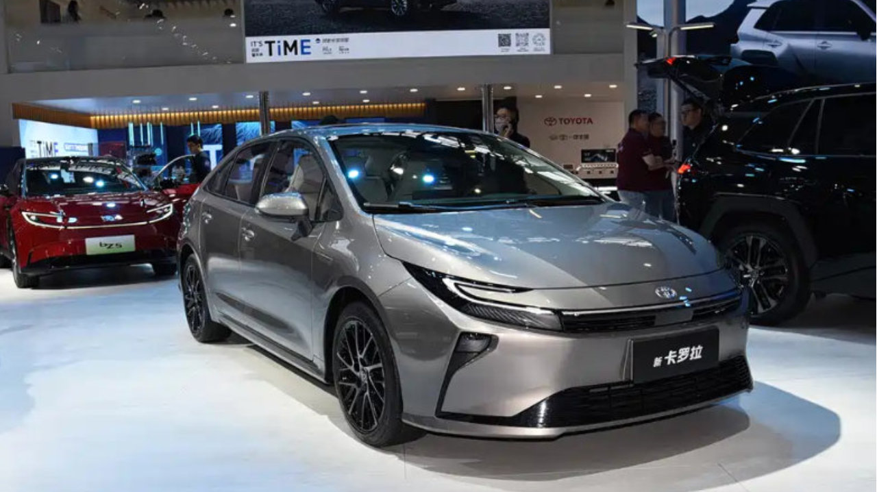 一汽丰田新款卡罗拉将于12月21日上市 尺寸加长 内饰焕新