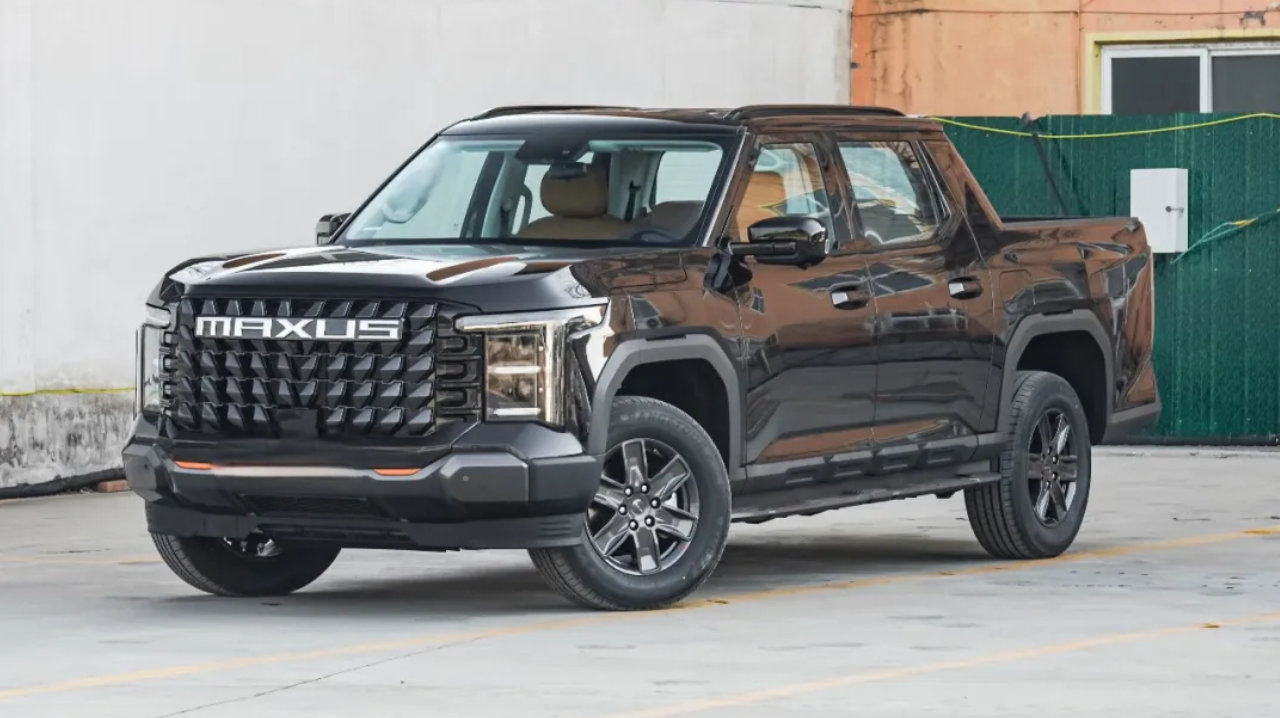 买不起全尺寸SUV，上汽大通星际X：20万级，照样又大又野