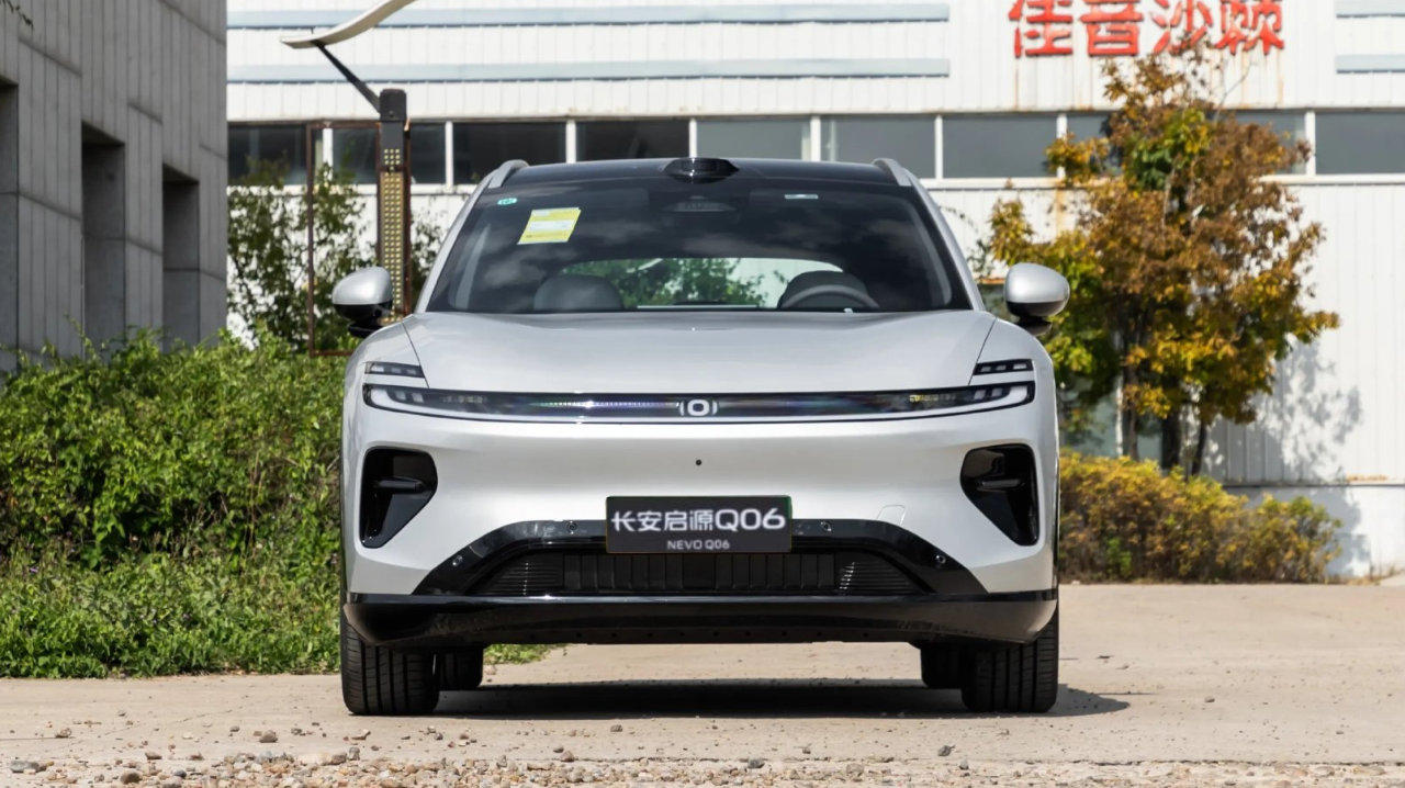 价差3000元,实测长安启源Q06对上海狮06EV,你选谁?