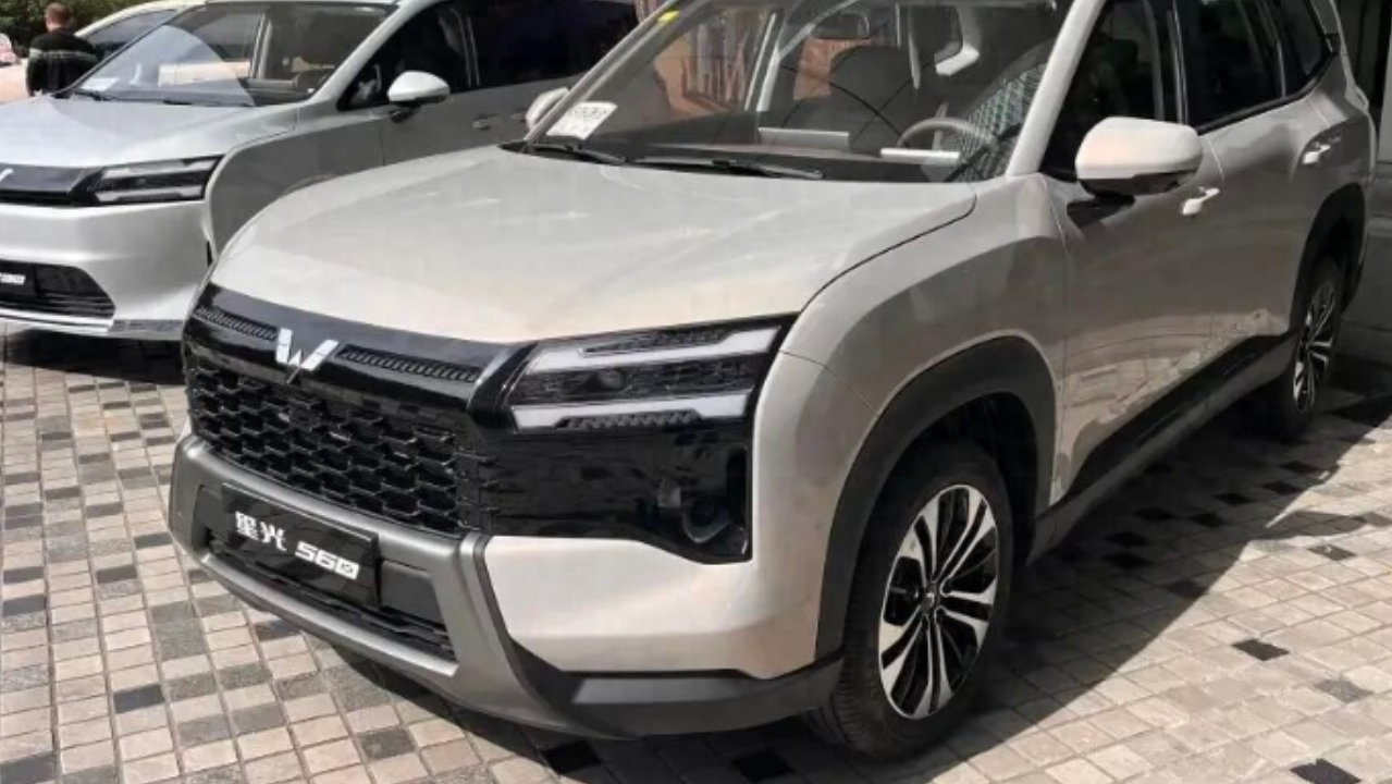 五菱全新7座SUV曝光！造型硬朗，轴距超2米8，提供三种动力