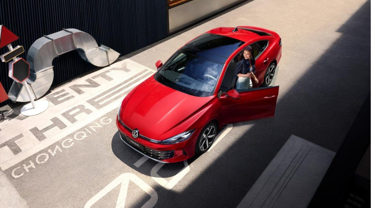 全新凌渡lgts对比速腾，无框车门与大掀背的魅力攻势