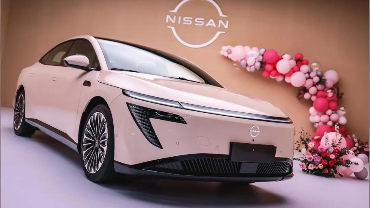 10-15万纯电轿车！合资品质+国产性价比，开出几十万质感