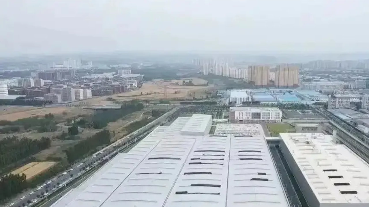 smart新一代两座纯电车型项目落户济南高新区